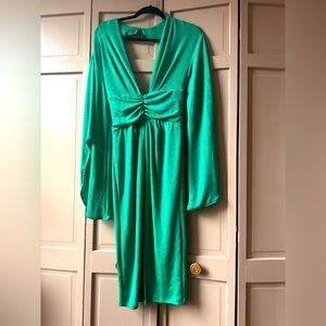 Green dress US size 6 - new with tags